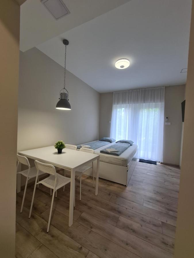 Oet Fenyo Apartmanhaz Siofok Exterior photo
